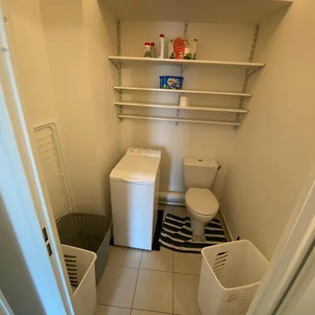 Super Avec Bureau Privatunterkunft